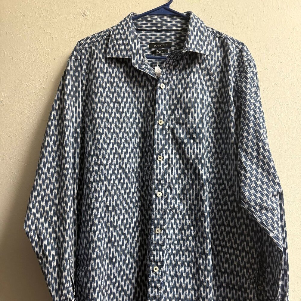 Men's Bugatchi Blue/White Pattern Long Sleeve Button Shirt, Cotton Size: L, EUC